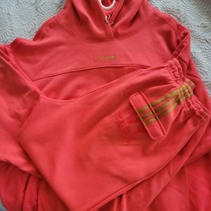 Ivy Park Sweat Suit size XL.